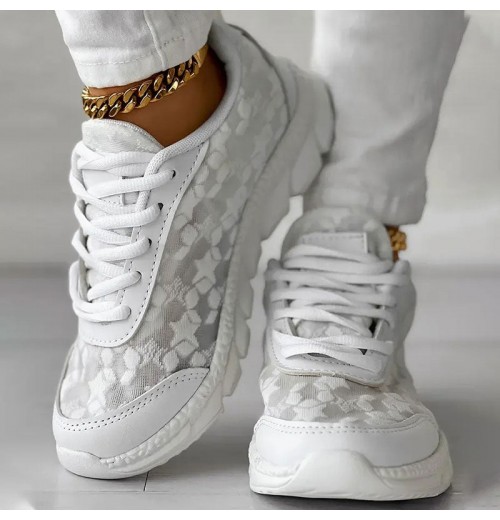 Atmungsaktive Sneakers mit runder Zehe und Spitze Atmungsaktive Sneakers mit runder Zehe und Spitze