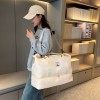 Reisetasche mit groem Fassungsvermgen und Kulturbeutel Reisetasche mit groem Fassungsvermgen und Kulturbeutel