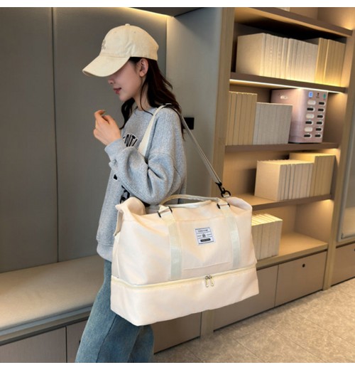 Reisetasche mit groem Fassungsvermgen und Kulturbeutel Reisetasche mit groem Fassungsvermgen und Kulturbeutel