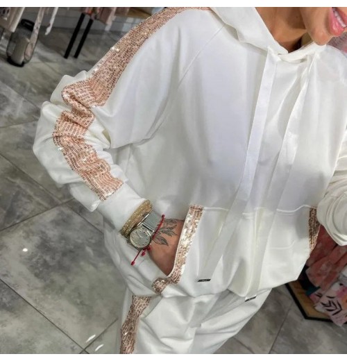 50% Rabatt 2-teiliges Set aus Oberteilen und Hosen mit Kapuze und Kordelzug für Damen 50% Rabatt 2-teiliges Set aus Oberteilen und Hosen mit Kapuze und Kordelzug für Damen