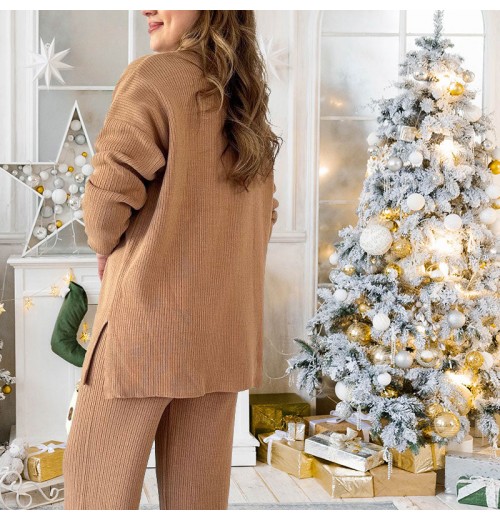 Neujahrsverkauf 50% OFF Zweiteiliges Set mit V-Ausschnitt und Schlitz aus Strick Neujahrsverkauf 50% OFF Zweiteiliges Set mit V-Ausschnitt und Schlitz aus Strick