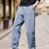 Locker sitzende Hose mit Kordelzug für Herren Locker sitzende Hose mit Kordelzug für Herren